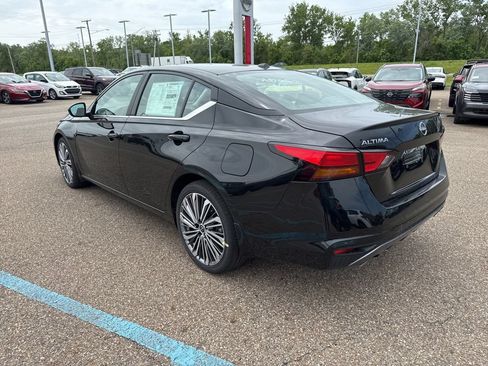 New 2026 Nissan Altima 2.5 SV w/ SV Premium Package FWD image 5