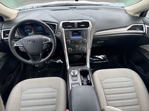 Used 2017 Ford Fusion S image 23