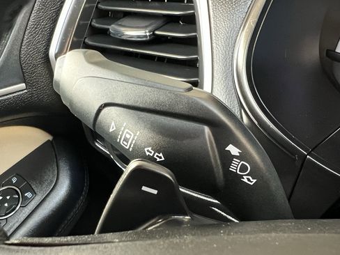 Used 2024 Ford Edge SEL w/ Convenience Package image 31