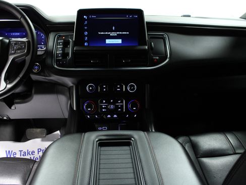 Used 2023 Chevrolet Suburban RST AWD/4WD image 19
