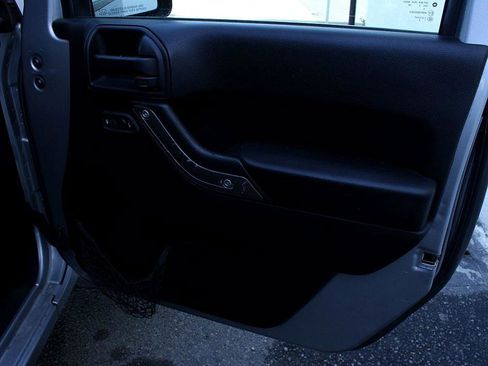 Used 2016 Jeep Wrangler Unlimited Sport w/ Quick Order Package 24S image 17