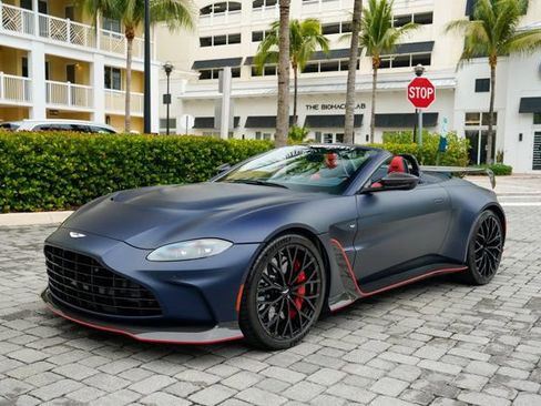 Used 2023 Aston Martin V12 Vantage V12 Roadster image 9