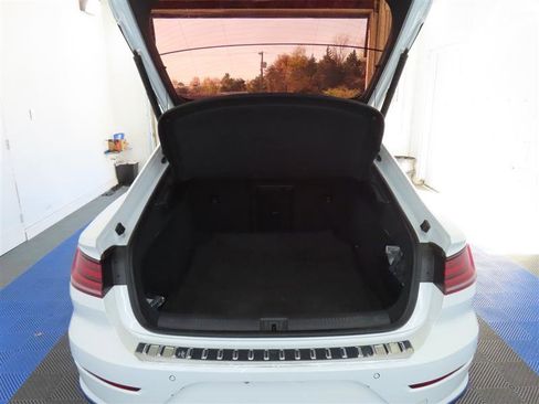 Used 2023 Volkswagen Arteon SEL w/ Arteon MDO Package image 12
