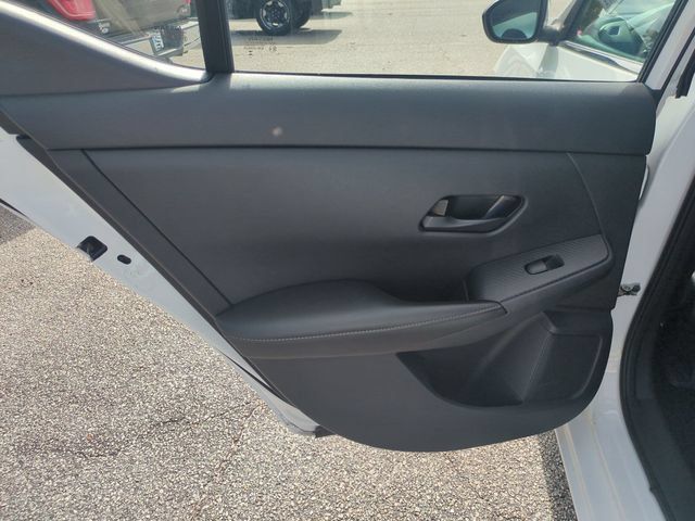 Used 2025 Nissan Sentra SV FWD image 26