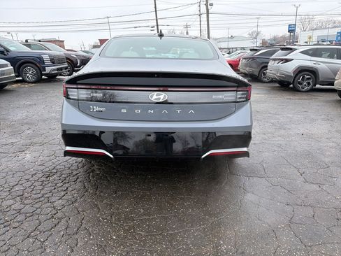 Certified 2024 Hyundai Sonata SEL w/ Convenience Package image 6