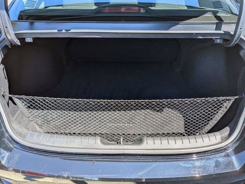 Used 2022 Hyundai Elantra SE FWD image 8