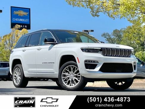 Used 2023 Jeep Grand Cherokee Summit w/ Luxury Tech Group V AWD/4WD image 1