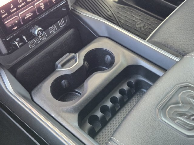 Used 2025 RAM 1500 Laramie AWD/4WD image 24