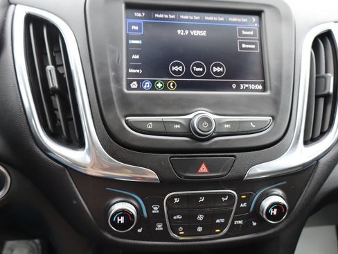 Used 2020 Chevrolet Equinox LT image 18