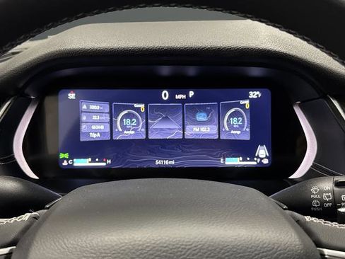 Used 2023 Jeep Grand Cherokee Altitude image 16