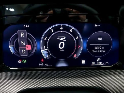 Used 2025 Volkswagen Golf w/ Euro Style Package image 15