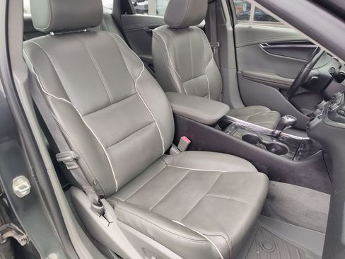 Used 2015 Chevrolet Impala LTZ image 17