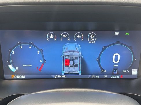 Used 2025 Ford F150 Lariat AWD/4WD image 28
