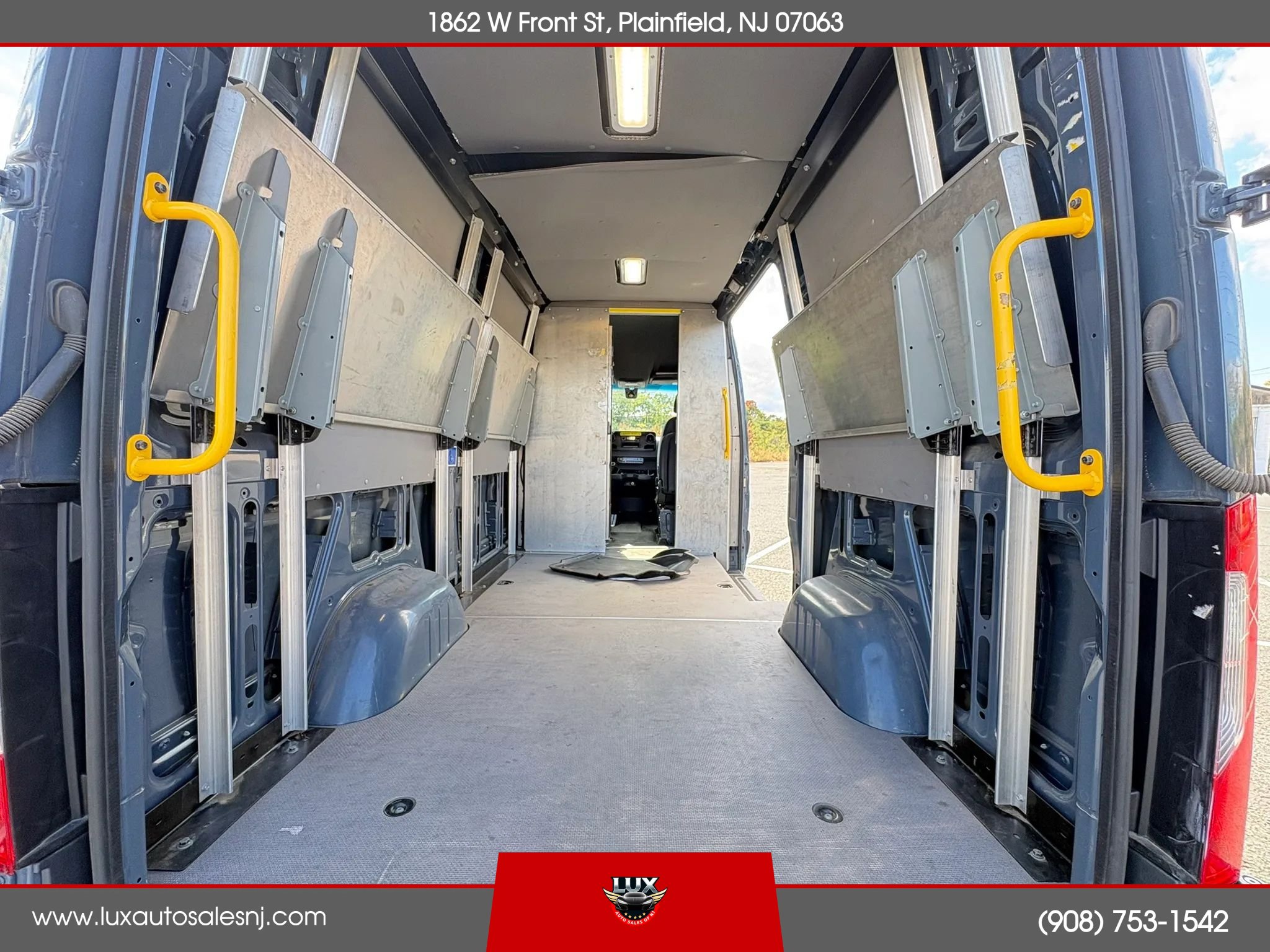 Used 2019 Mercedes-Benz Sprinter 144 image 14