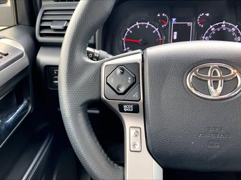 Used 2021 Toyota 4Runner SR5 Premium image 23