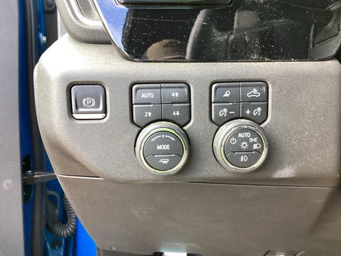 Used 2023 Chevrolet Silverado 1500 RST w/ RST All Star Premium Package AWD/4WD image 9