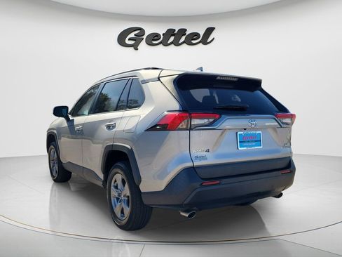 Certified 2022 Toyota RAV4 XLE w/ Convenience Package FWD image 7