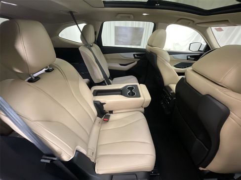New 2026 Acura MDX SH-AWD image 23