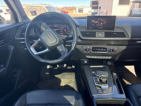 Used 2018 Audi Q5 Prestige w/ Prestige Package image 6