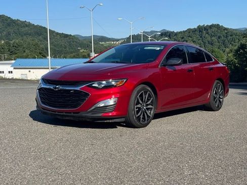 Used 2022 Chevrolet Malibu RS FWD image 3