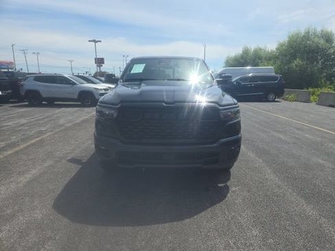 Used 2026 RAM 1500 Big Horn AWD/4WD image 3