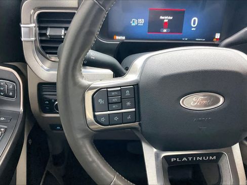 Used 2025 Ford F250 Platinum w/ Platinum Plus Package AWD/4WD image 24