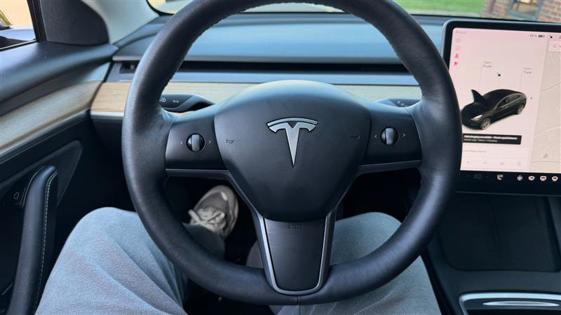 Used 2021 Tesla Model 3 Long Range AWD/4WD image 31