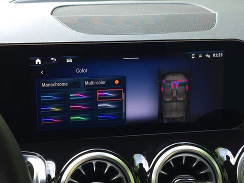 Used 2025 Mercedes-Benz EQB 300 4MATIC image 53