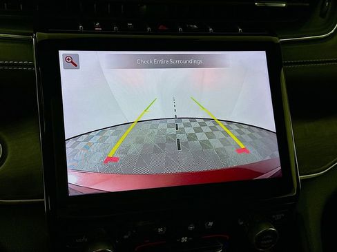 Used 2021 Jeep Grand Cherokee L Overland w/ Luxury Tech Group IV image 18