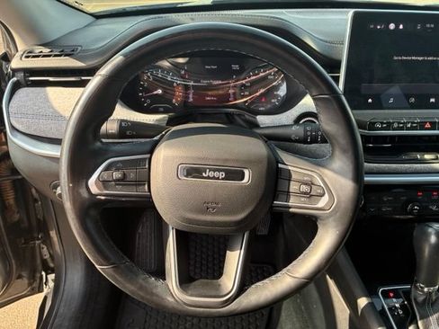 Used 2022 Jeep Compass Latitude w/ Convenience Group AWD/4WD image 13