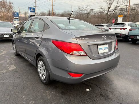 Used 2016 Hyundai Accent SE image 5