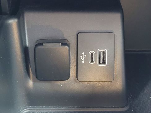 Used 2025 Ford Explorer ST AWD/4WD image 14