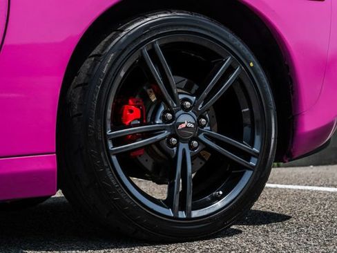 Used 2010 Chevrolet Corvette Coupe w/ 1LT image 27