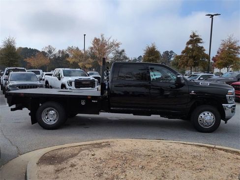New 2026 RAM 3500 Tradesman w/ Chrome Appearance Group image 3