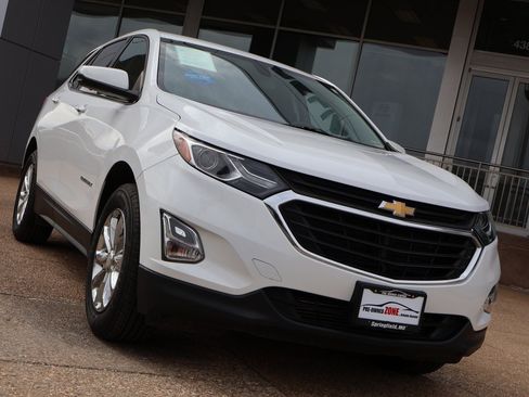 Used 2018 Chevrolet Equinox LT image 7