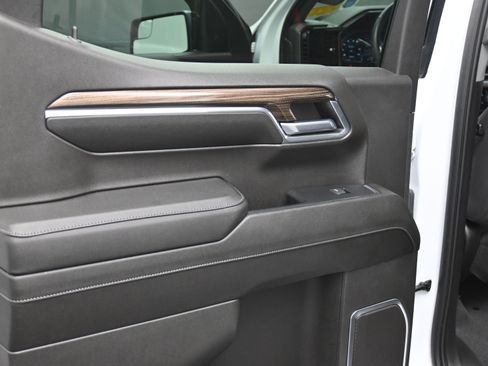 Used 2023 Chevrolet Silverado 1500 RST w/ Z71 Off-Road Package image 30