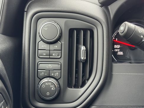 New 2026 Chevrolet Silverado 1500 Custom image 27