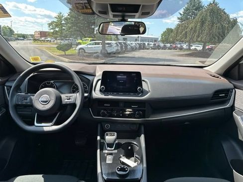 Certified 2023 Nissan Rogue S AWD/4WD image 13