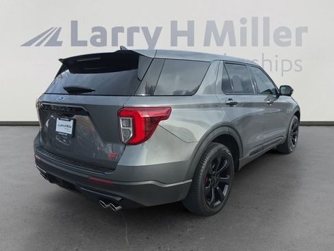 Certified 2022 Ford Explorer ST w/ Equipment Group 401A image 5