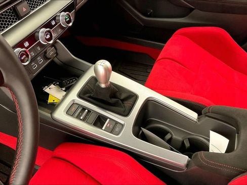 Used 2024 Honda Civic Type R image 15