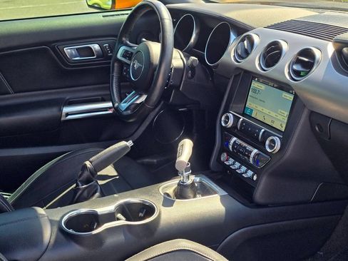 Used 2018 Ford Mustang Premium RWD image 18