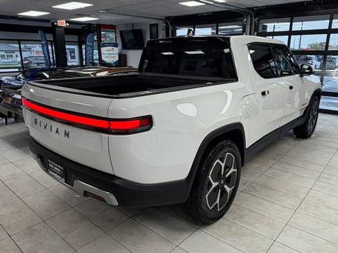 Used 2022 Rivian R1T Adventure AWD/4WD image 4
