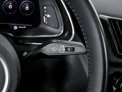 Used 2020 Audi R8 V10 w/ Carbon Exterior Package image 33