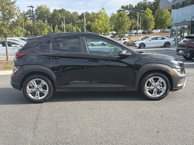 Used 2022 Hyundai Kona SEL w/ Convenience Package FWD image 11