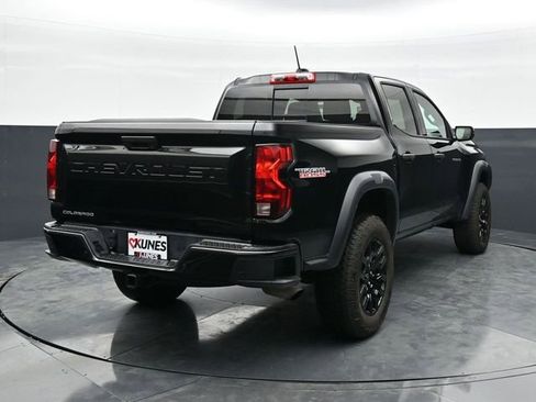 Used 2025 Chevrolet Colorado Trail Boss image 7