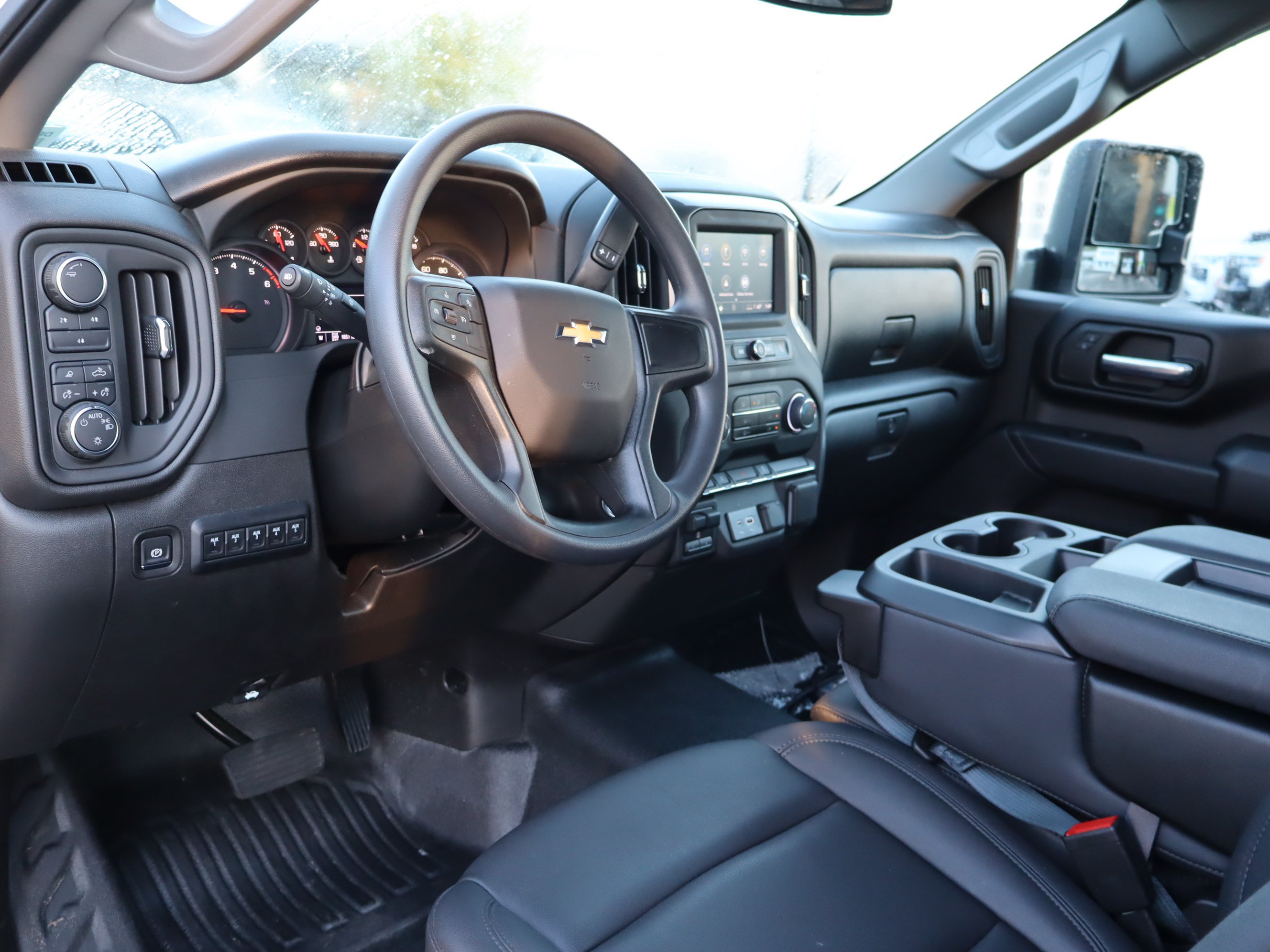 Used 2025 Chevrolet Silverado 2500 W/T w/ WT Convenience Package AWD/4WD image 17
