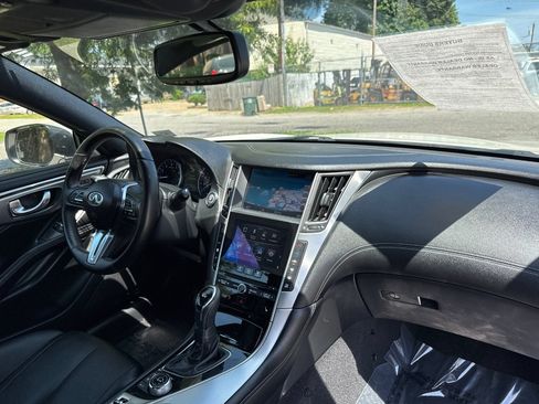 Used 2017 INFINITI Q60 2.0t w/ Premium Plus Package 2.0T image 20