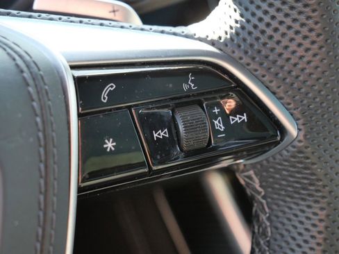 Used 2023 Audi S8 w/ S8 Comfort Plus Package image 41