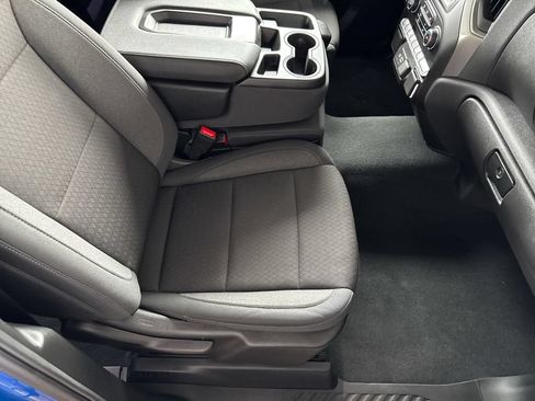 Used 2025 Chevrolet Silverado 1500 Custom w/ Turbomax Blackout Package RWD image 23