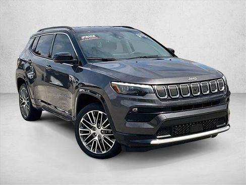 Used 2022 Jeep Compass Limited w/ Elite Group AWD/4WD image 12